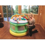 Kolorowy kojec dmuchany dla dzieci 109 x 104 cm Bestway 52221