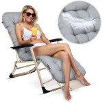 Leżak ogrodowy składany z poduszką Sofotel ChillWell jasno szary